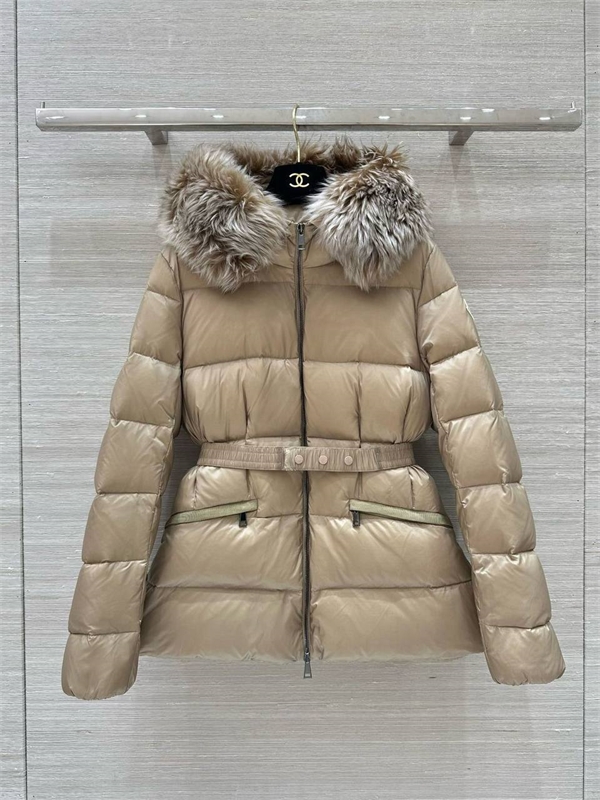Пуховик MONCLER 164074