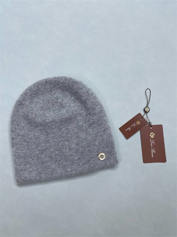 Шапка LORO PIANA 165182