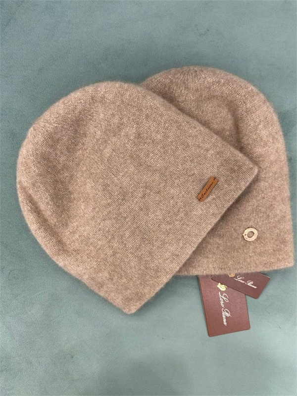 Шапка LORO PIANA 165304