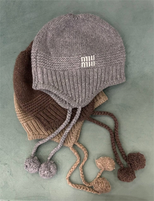 Шапка MIU MIU 165309