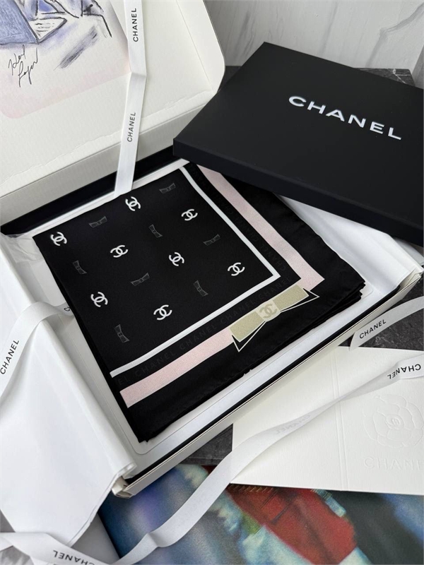Платок CHANEL 165726