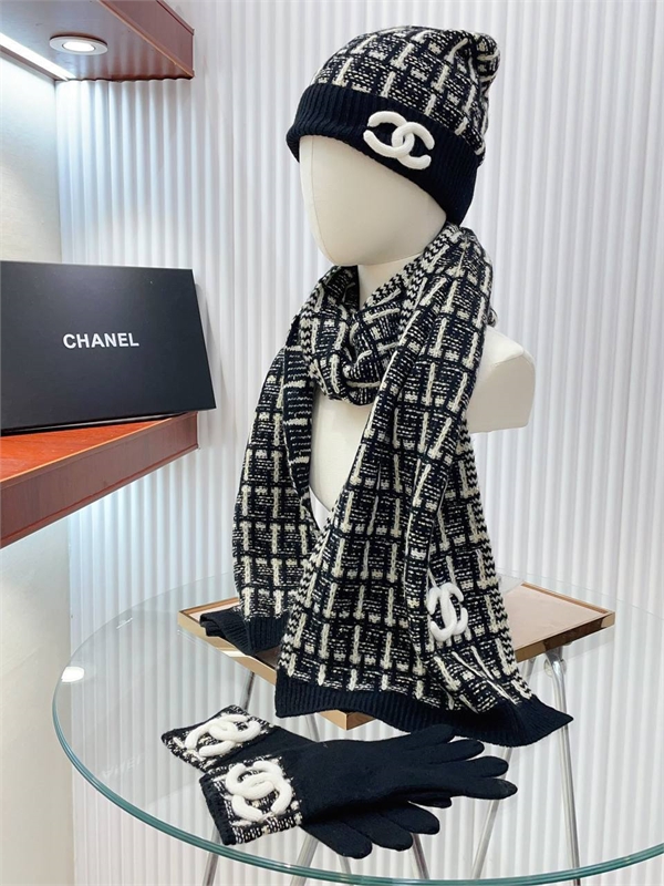 Комплект CHANEL 165824