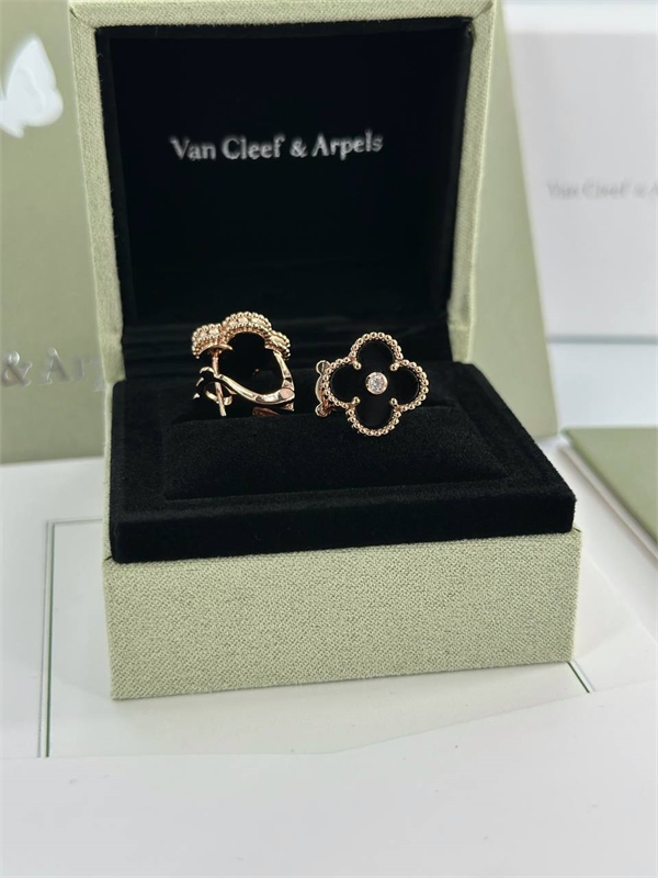 Серьги Van Cleef 165980