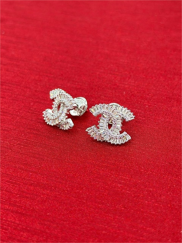 Серьги CHANEL 165990