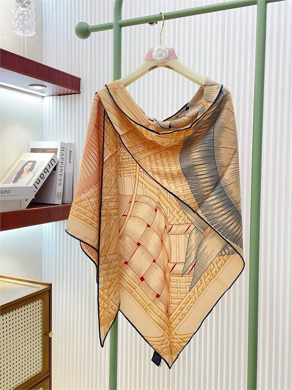 Платок HERMES 166071