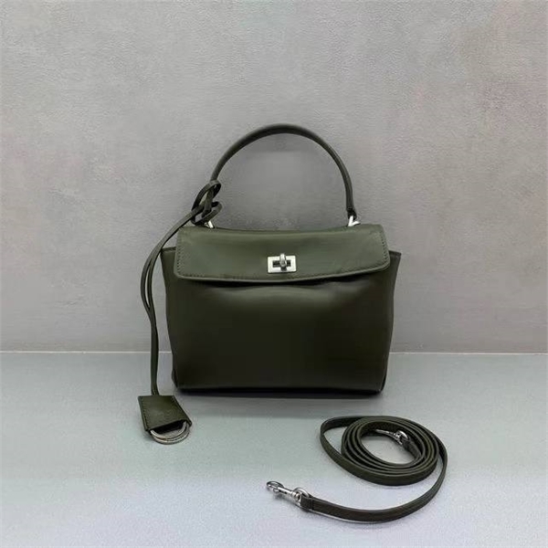 Сумка BALENCIAGA 22 см 166102