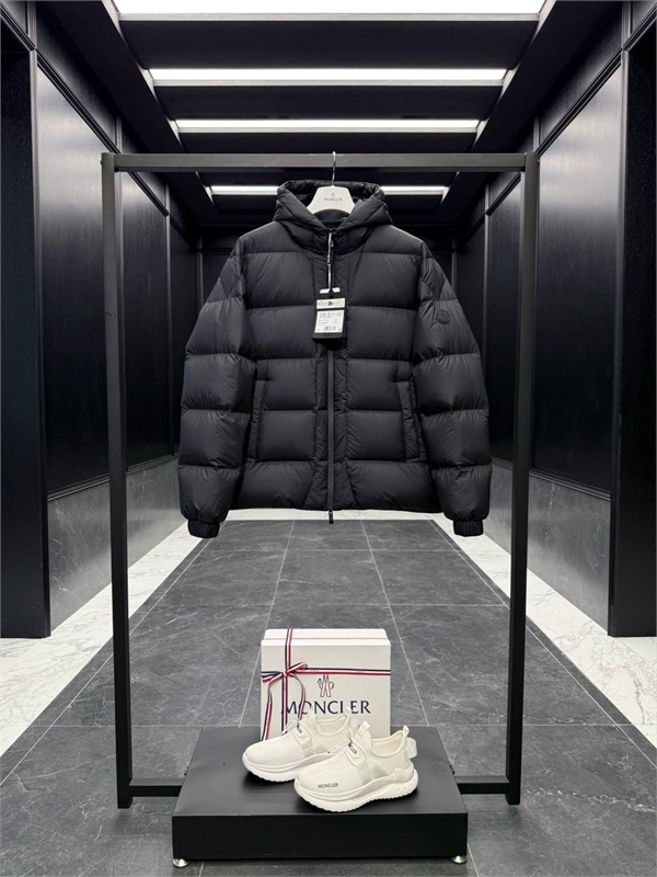Пуховик MONCLER 166467