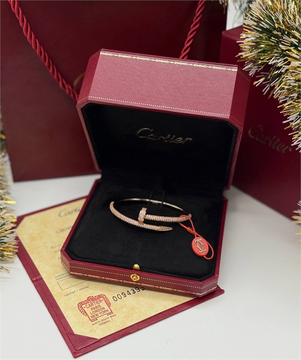 Браслет CARTIER 166616