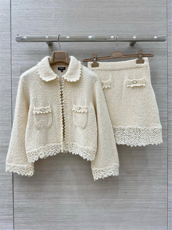 Костюм CHANEL 166734