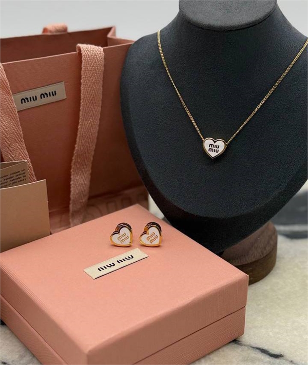 Кулон  MIU MIU 166782