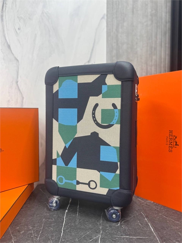 Чемодан HERMES Ручная кладь 166888