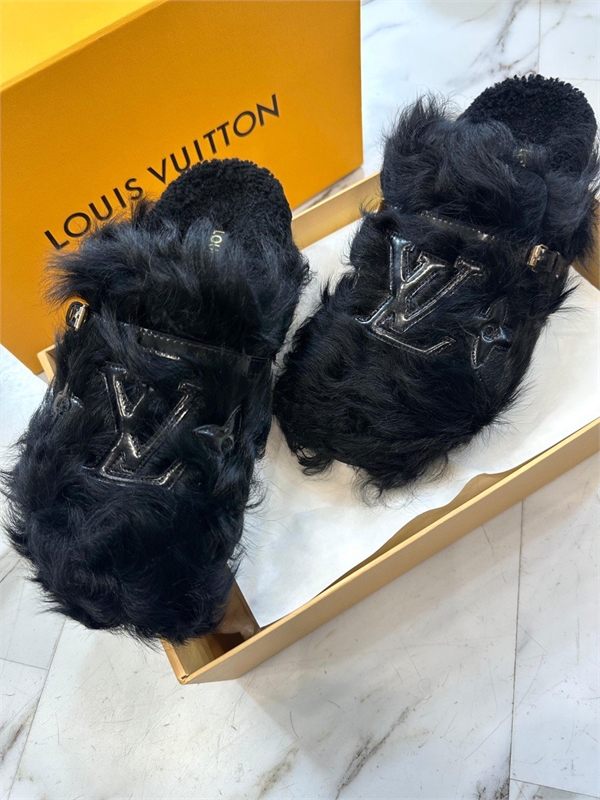 Тапочки Louis Vuitton 167150