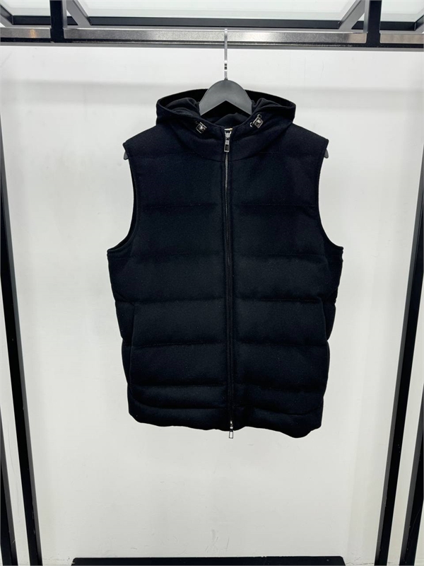 Кашемировый жилет LP 167430