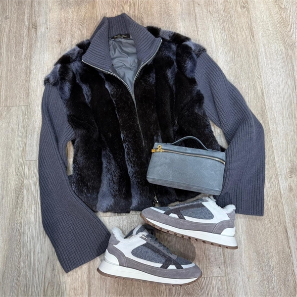 Бомбер LORO PIANA 167550