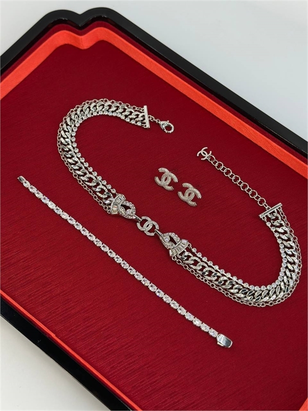 Браслет CHANEL Серебро 925 п с фианитами 167585