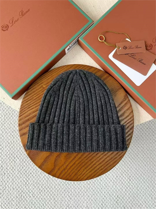 Шапка LP 167773