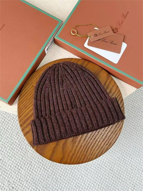 Шапка LP 167776