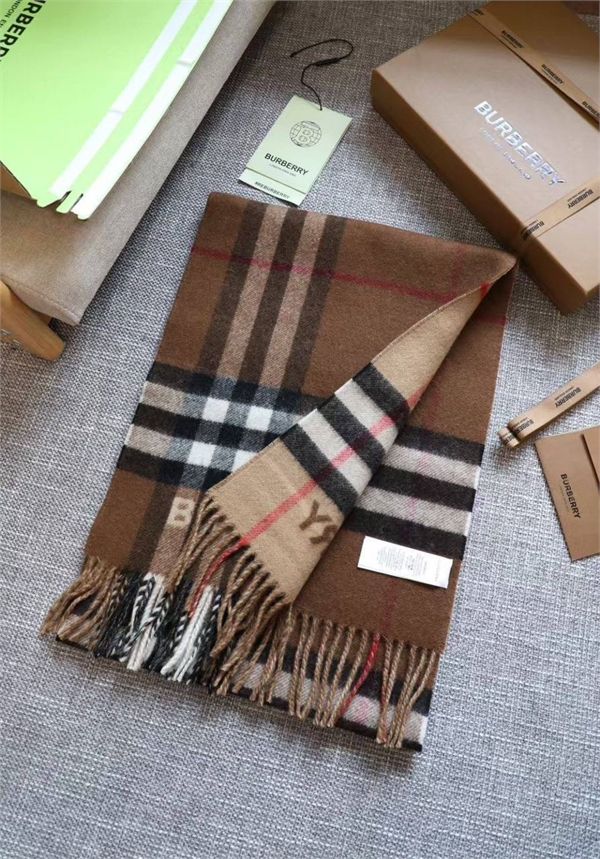 Шарф BURBERRY 167828