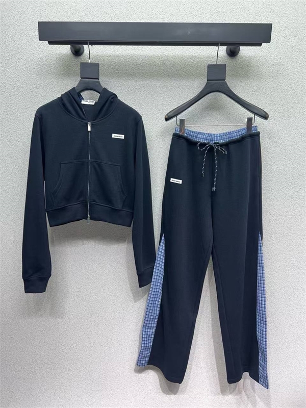 Костюм MIU MIU 167840