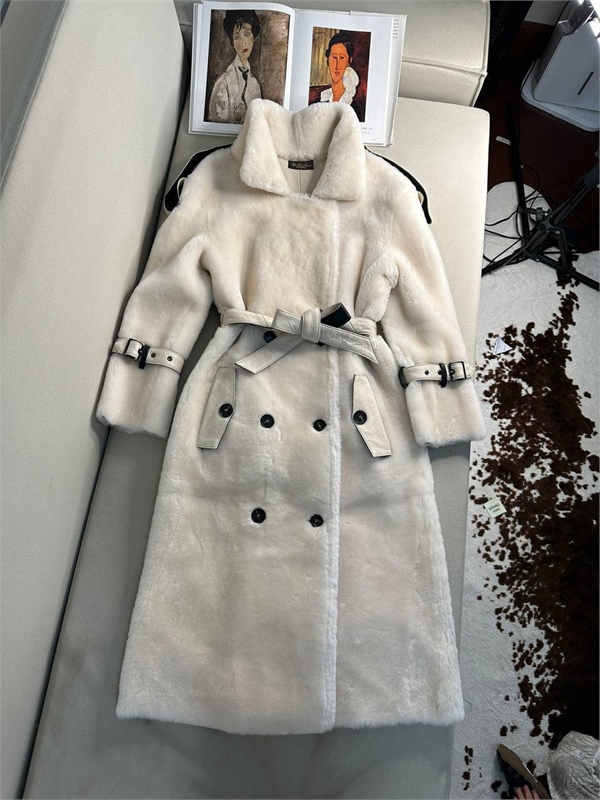 Шуба LORO PIANA 168005