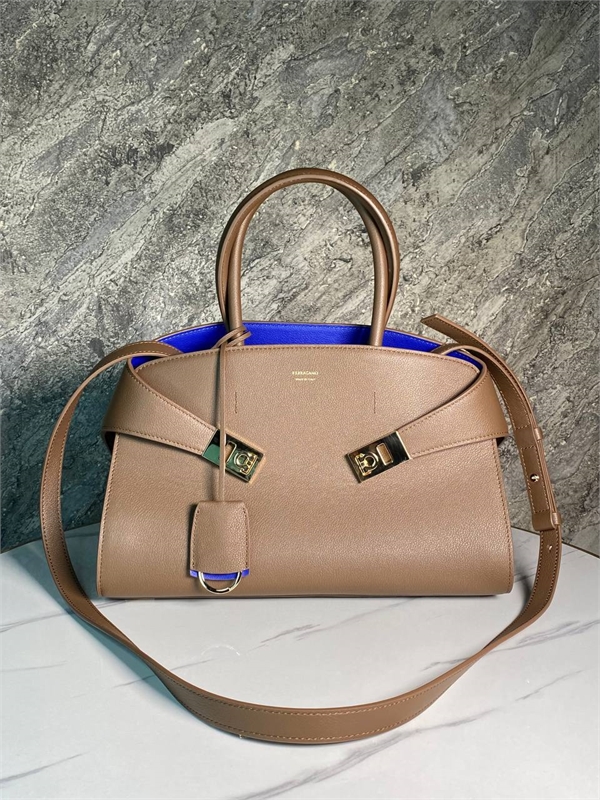 Сумка FERRAGAMO 168040