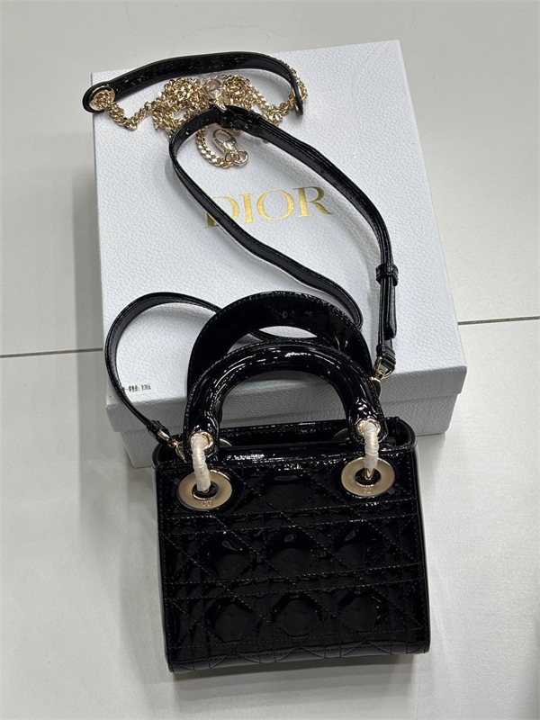 Сумка DIOR 168070