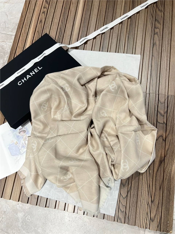 Платок CHANEL 168127
