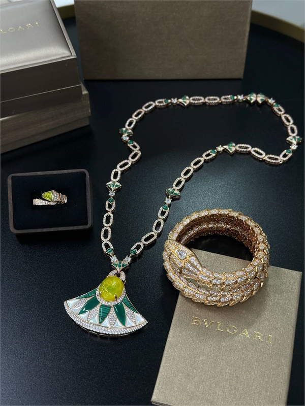 Колье BVLGARI 168291