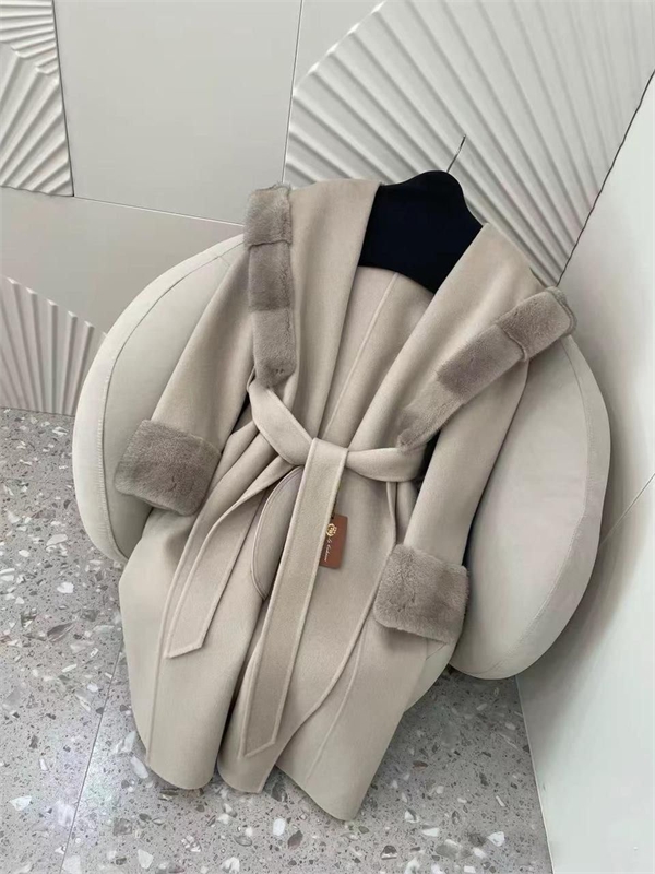 Пальто LORO PIANA 168434