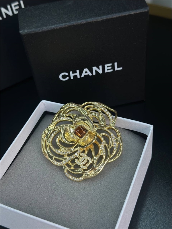 Брошь CHANEL 168497
