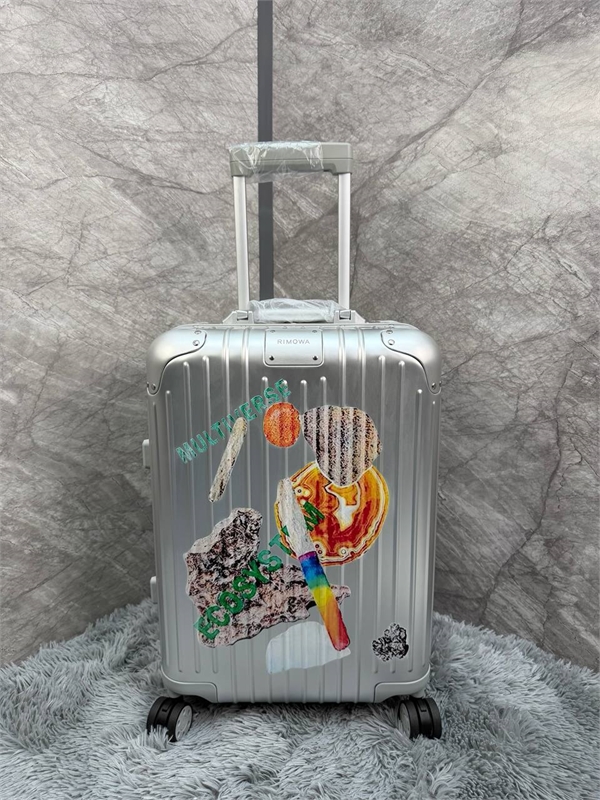 Чемодан RIMOWA 168757