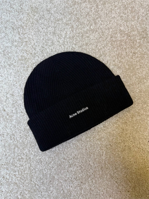 Шапка ACNE 168782