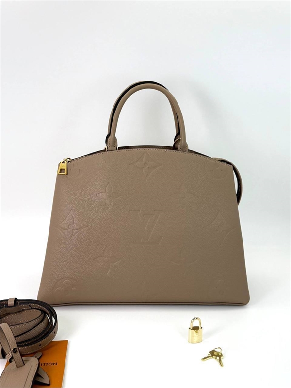 Сумка LOUIS VUITTON 168830