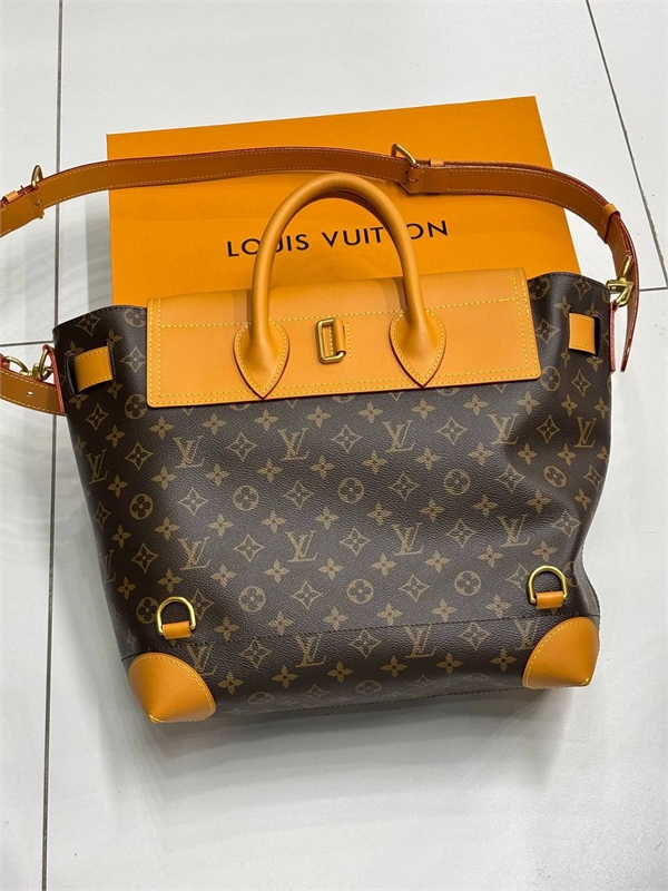 Сумка LOUIS VUITTON 168841