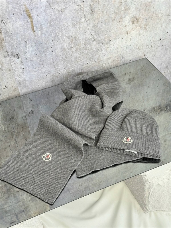 Комплект MONCLER 168988