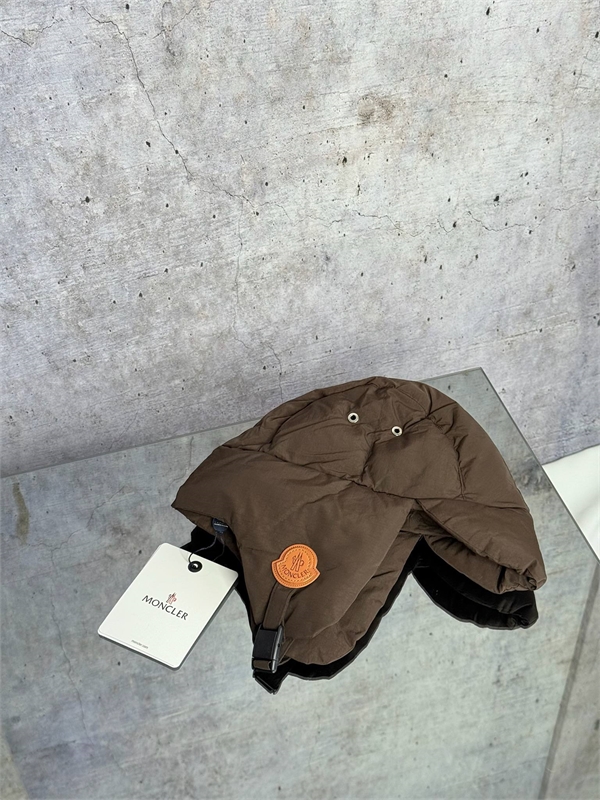 Шапка MONCLER 168992