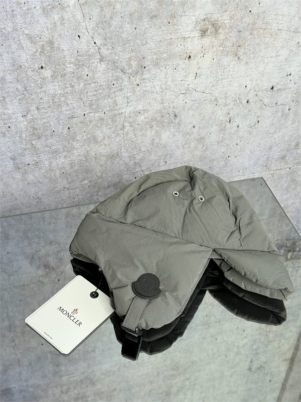 Шапка MONCLER 168994