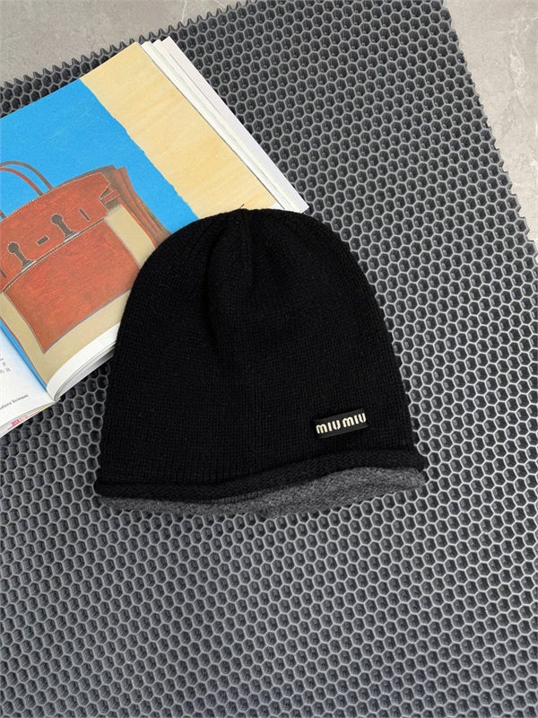 Шапка MIU MIU 169368