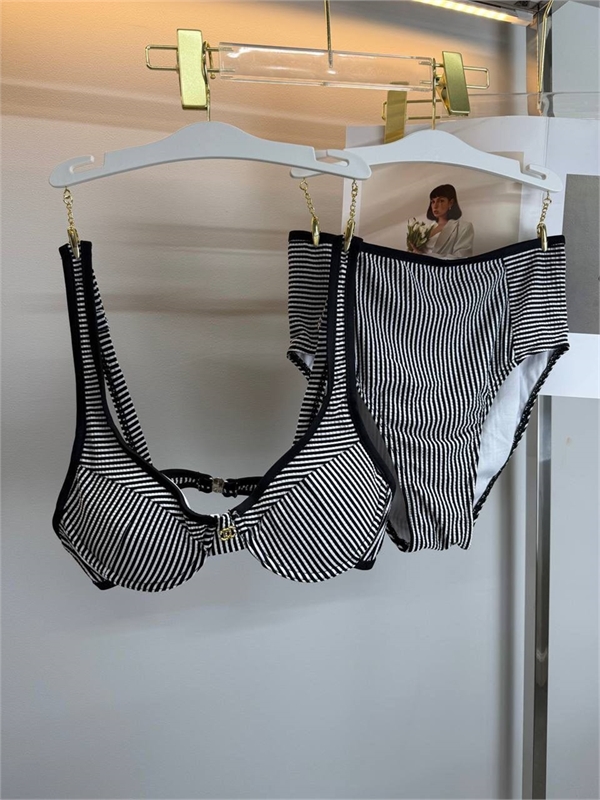 Купальник CHANEL 169402