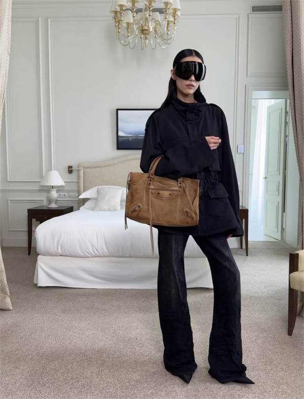 Сумка BALENCIAGA 169757