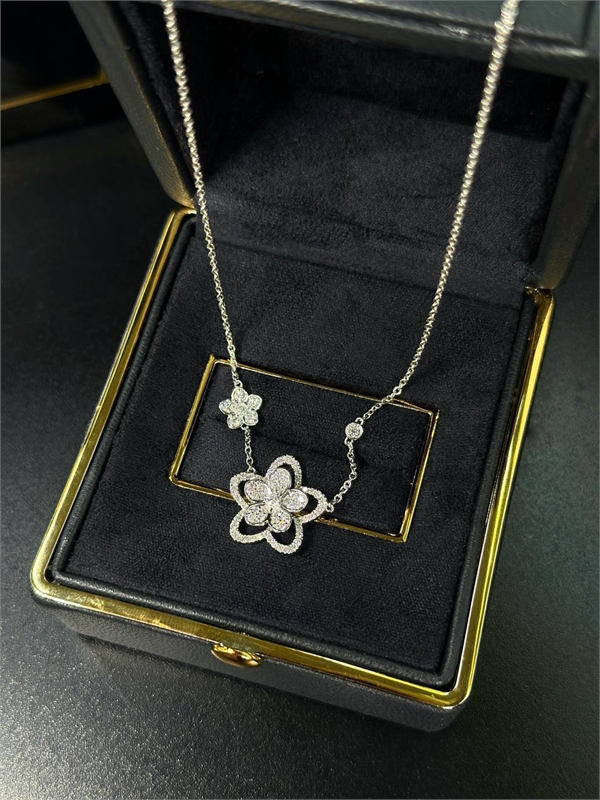 Кулон GRAFF  золото 750 п 169997