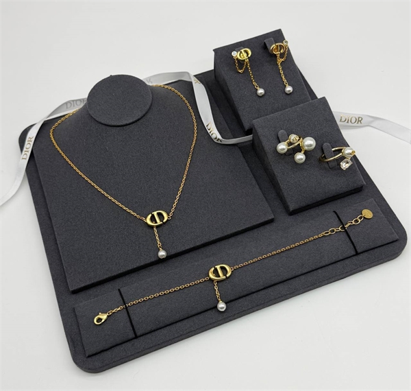 Серьги DIOR 170028