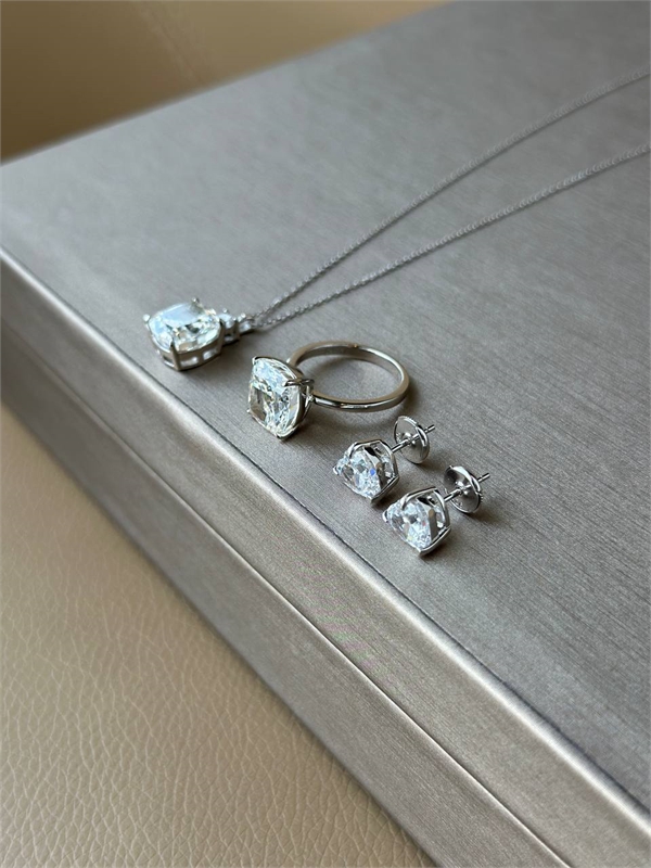 Серьги GRAFF 170233