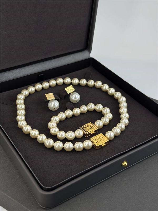 Чокер MIU MIU 170519