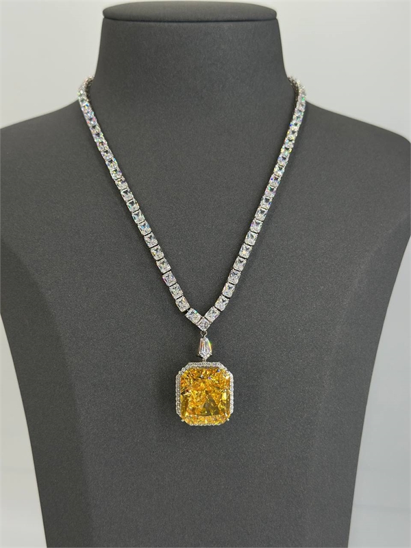 Колье GRAFF 170609