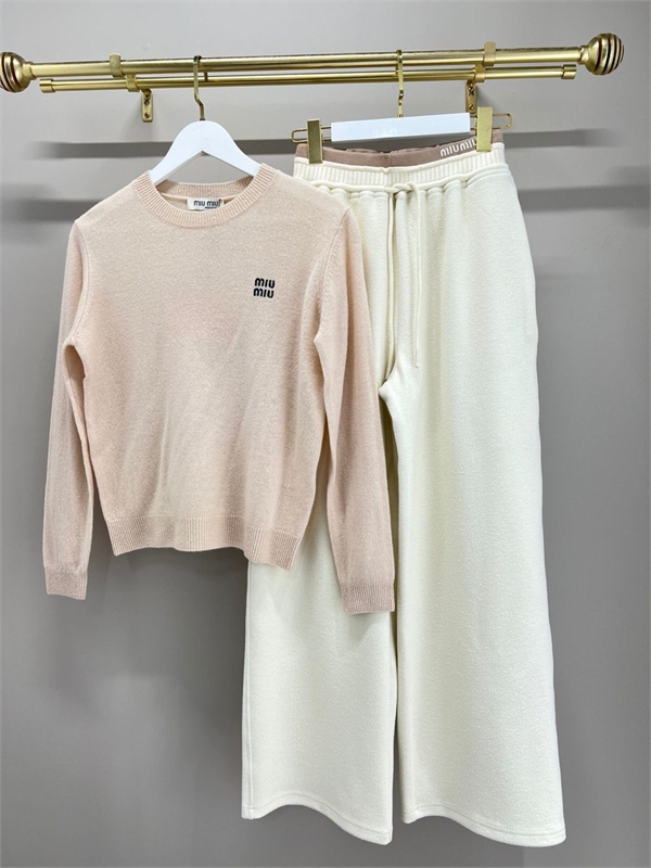 Свитер MIU MIU 170815