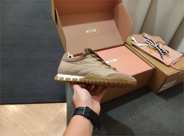 Кроссовки MIU MIU 171228