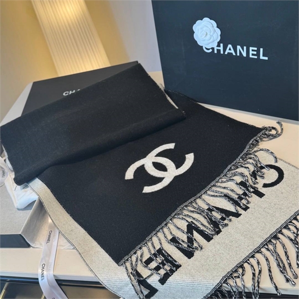Платок CHANEL 171559