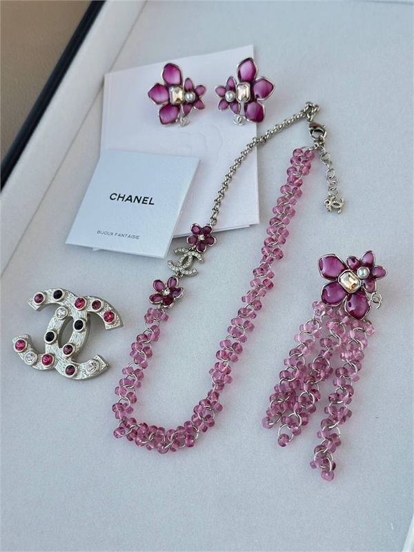 Брошь CHANEL с цветком 171748