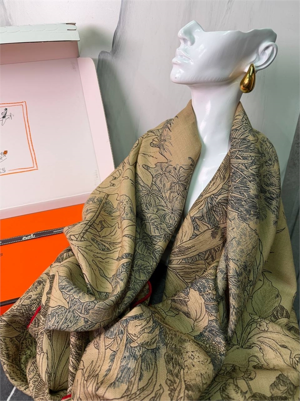 Платок HERMES 171814